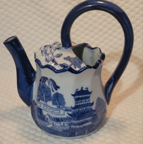 Other - Victoria  ironstone pitcher